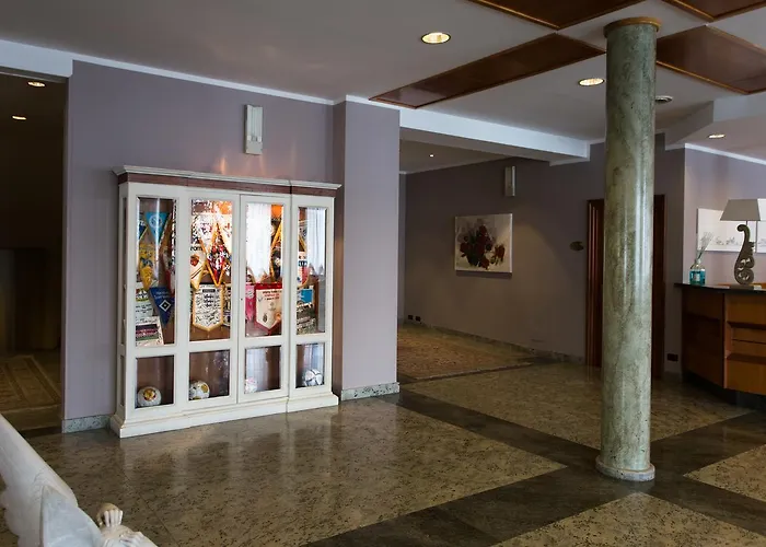 Air Palace Hotel